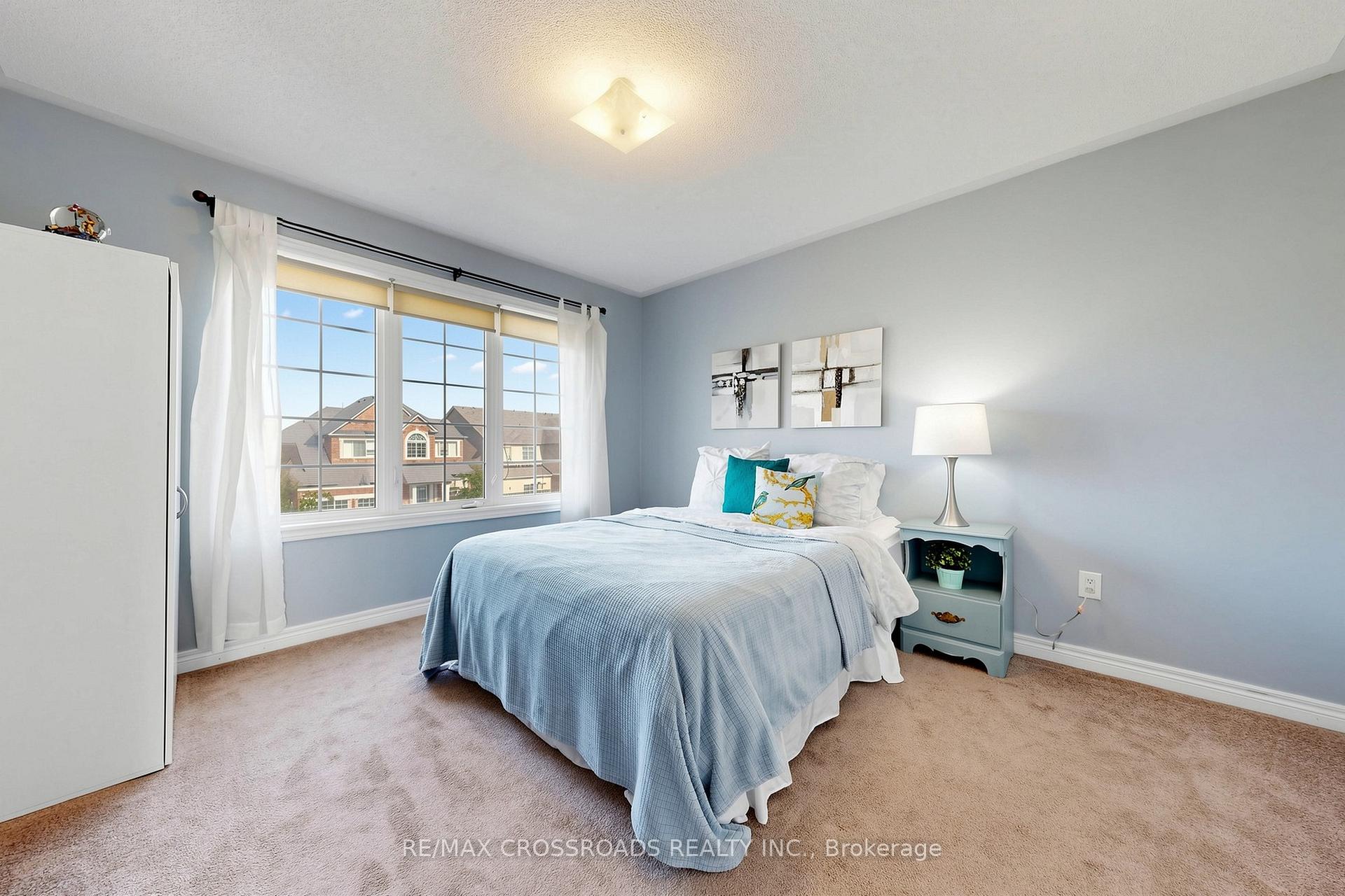Photo 23 of 334 Williamson Road, Markham, Greensborough — HOMEH