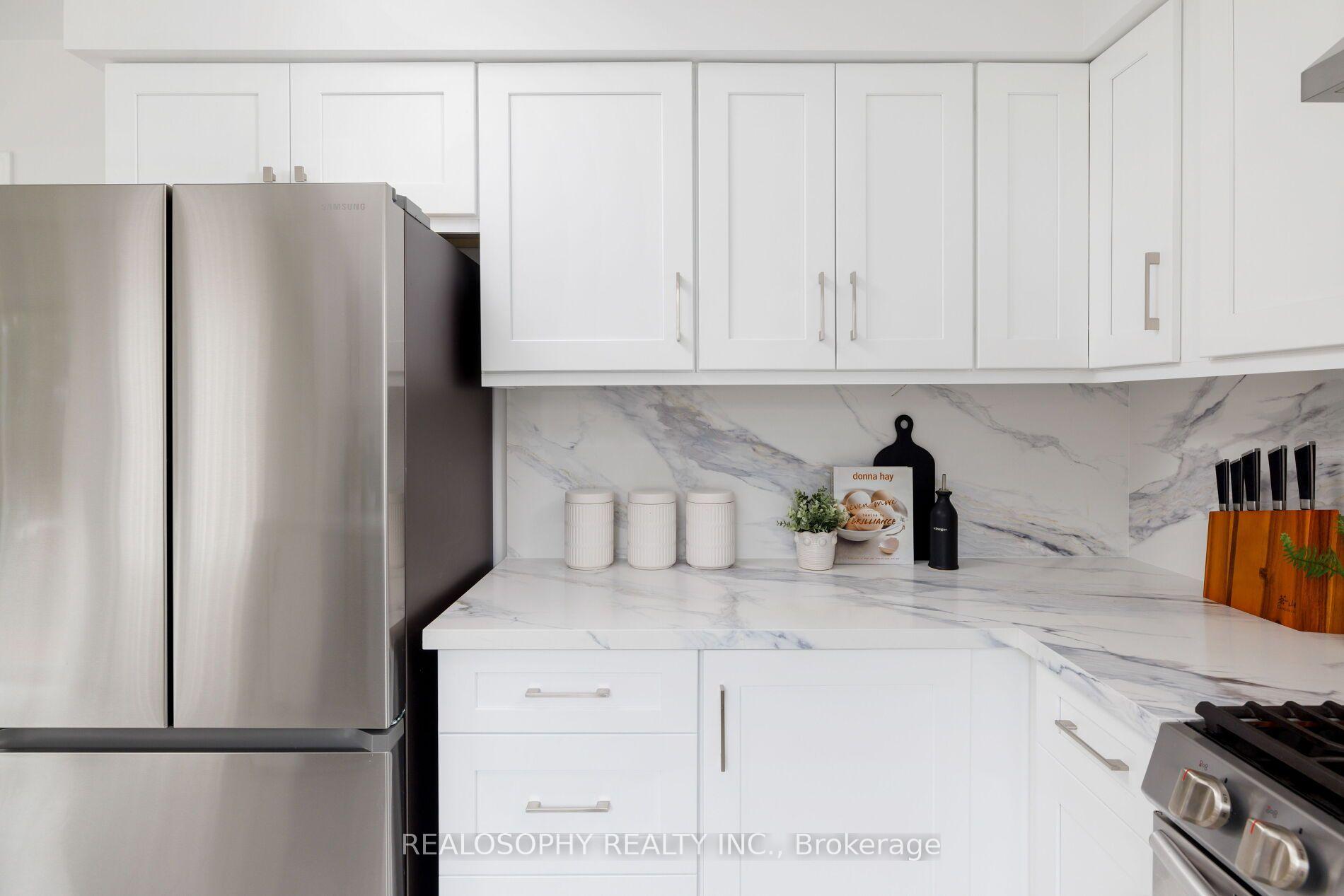 Photo 9 of 55 Dylan Street, Vaughan, Vellore Village — HOMEH