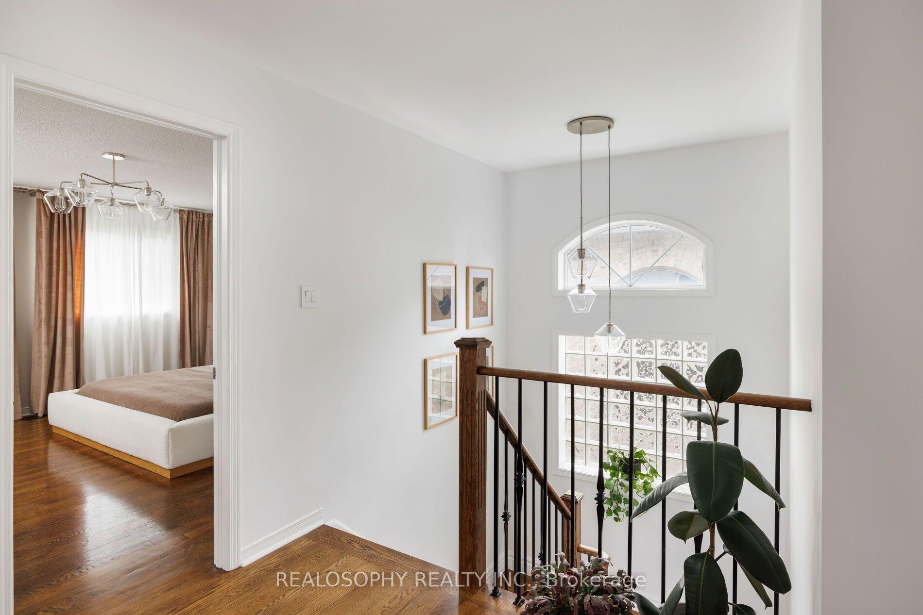Photo 13 of 55 Dylan Street, Vaughan, Vellore Village — HOMEH