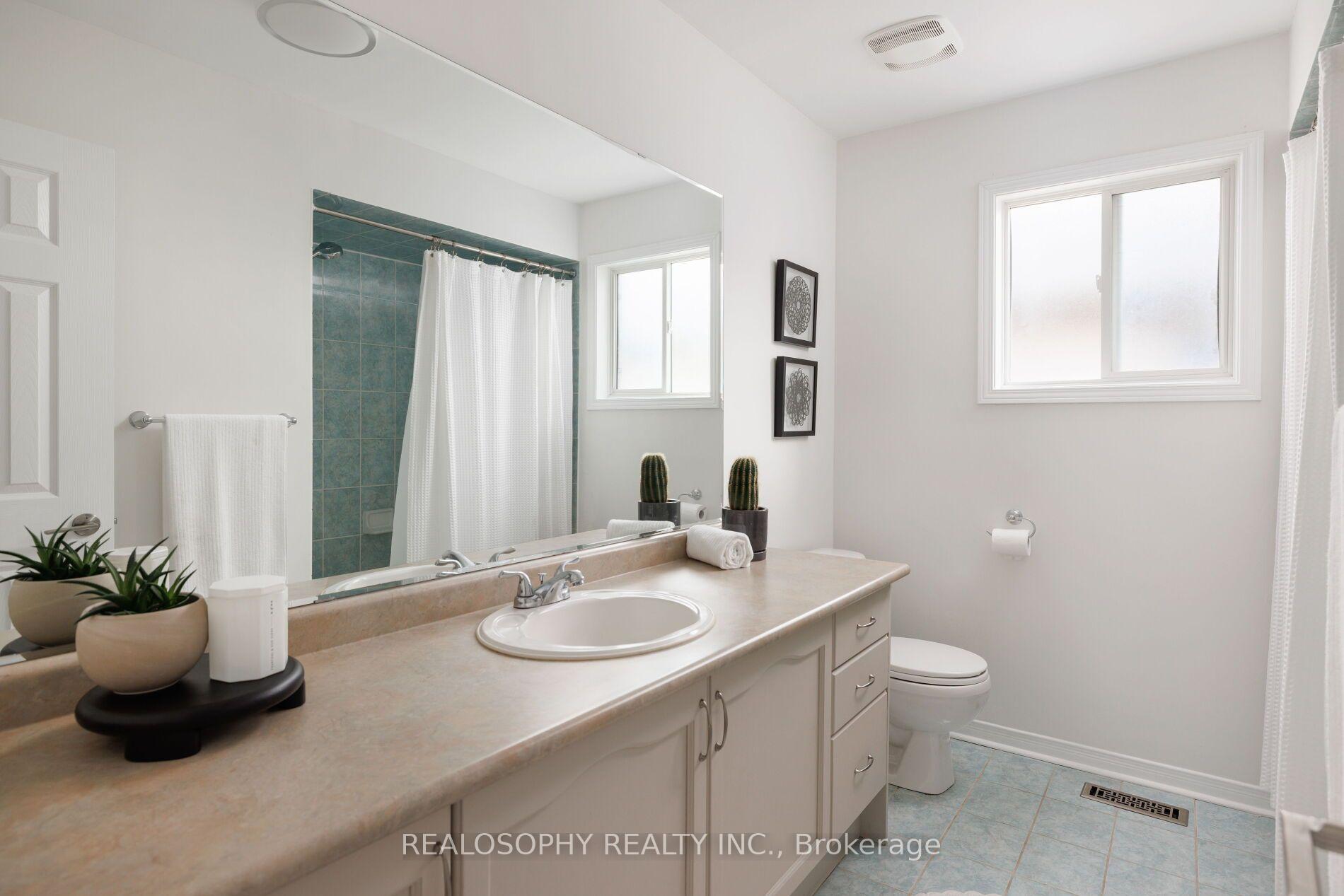 Photo 25 of 55 Dylan Street, Vaughan, Vellore Village — HOMEH