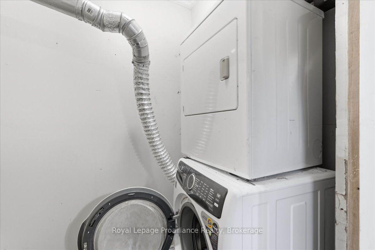 Photo 20 of 16 Graham Street, Belleville, Belleville Ward — HOMEH