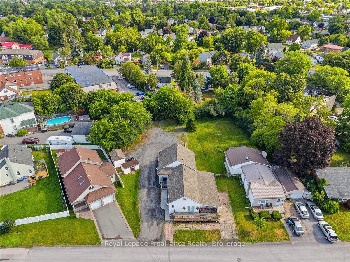 Photo 31 of 16 Graham Street, Belleville, Belleville Ward — HOMEH