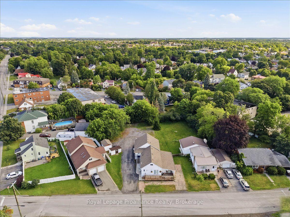 Photo 32 of 16 Graham Street, Belleville, Belleville Ward — HOMEH