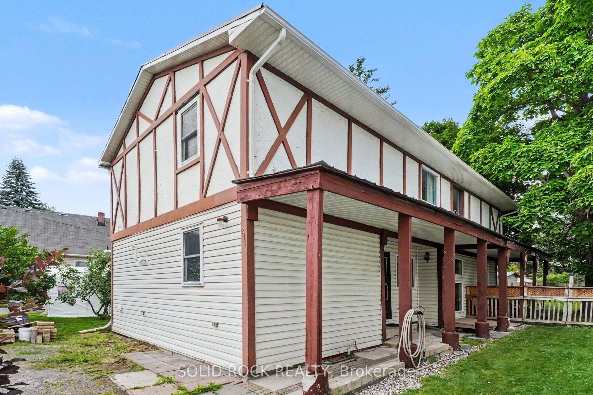 Photo 32 of 211 Bell Street, Arnprior, Arnprior — HOMEH