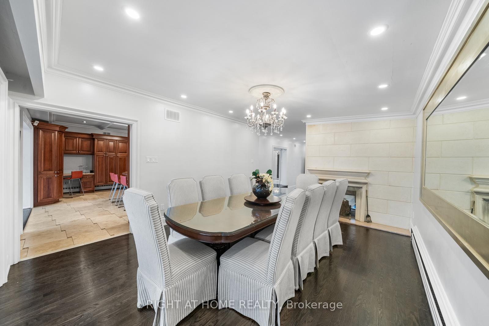 Photo 15 of 40 Heathview Avenue, North York, Bayview Village — HOMEH