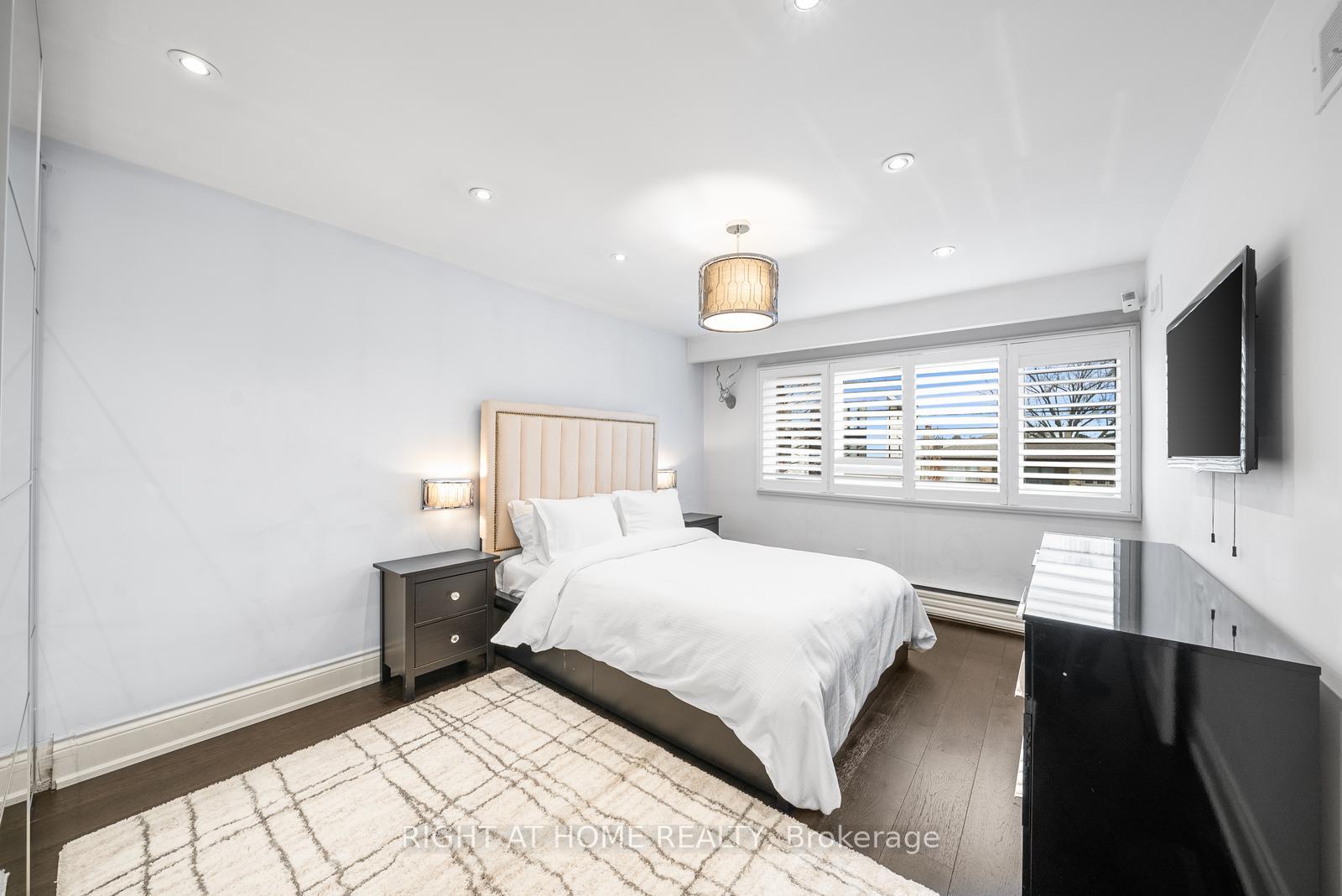 Photo 30 of 40 Heathview Avenue, North York, Bayview Village — HOMEH