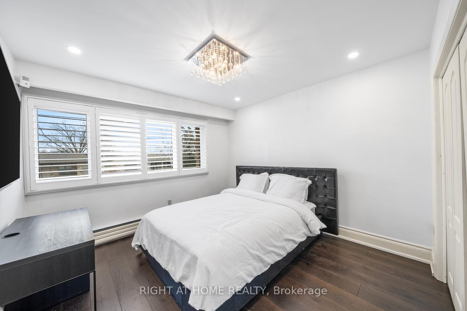 Photo 33 of 40 Heathview Avenue, North York, Bayview Village — HOMEH
