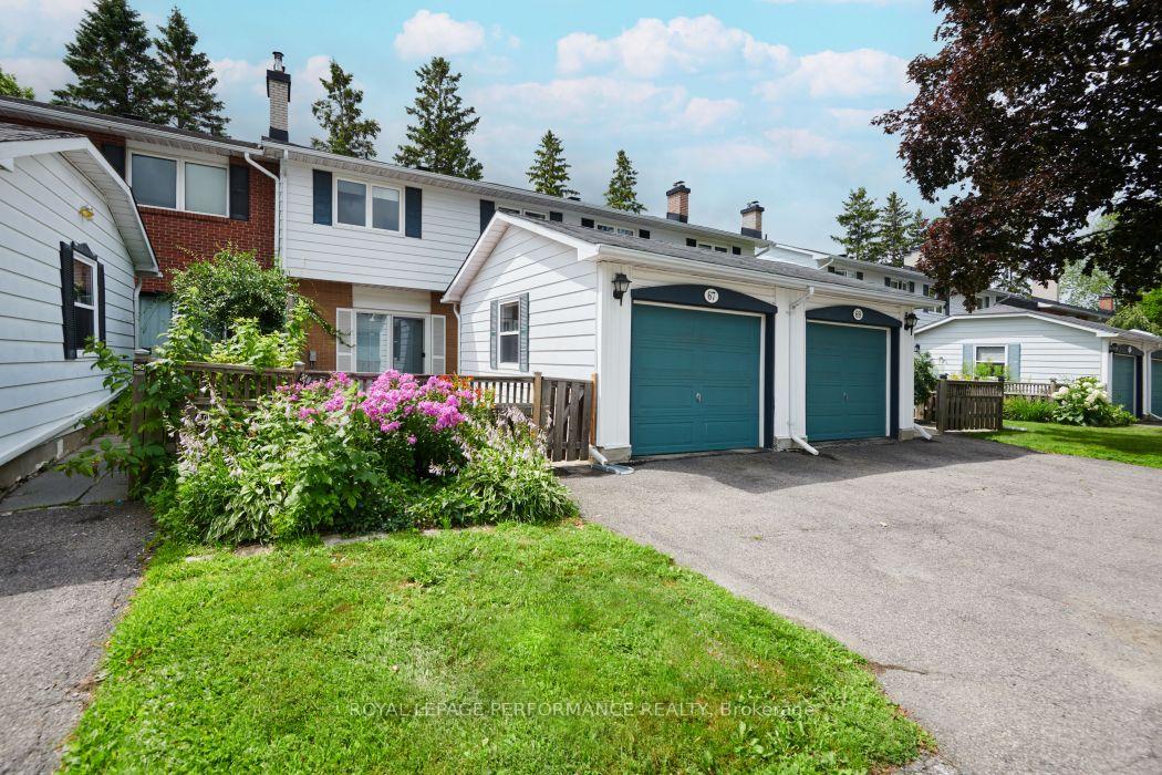 Photo 2 of 67 Ramsgate Private, Ottawa, Mooneys Bay/Riverside Park — HOMEH