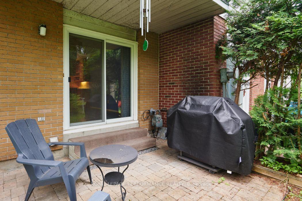 Photo 29 of 67 Ramsgate Private, Ottawa, Mooneys Bay/Riverside Park — HOMEH