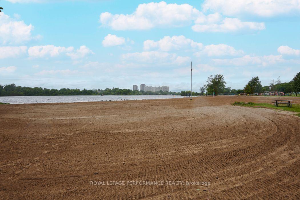 Photo 35 of 67 Ramsgate Private, Ottawa, Mooneys Bay/Riverside Park — HOMEH