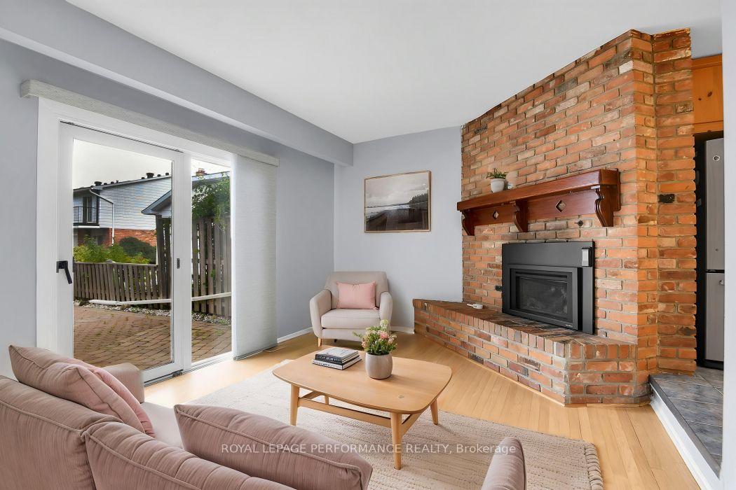 Photo 17 of 67 Ramsgate Private, Ottawa, Mooneys Bay/Riverside Park — HOMEH