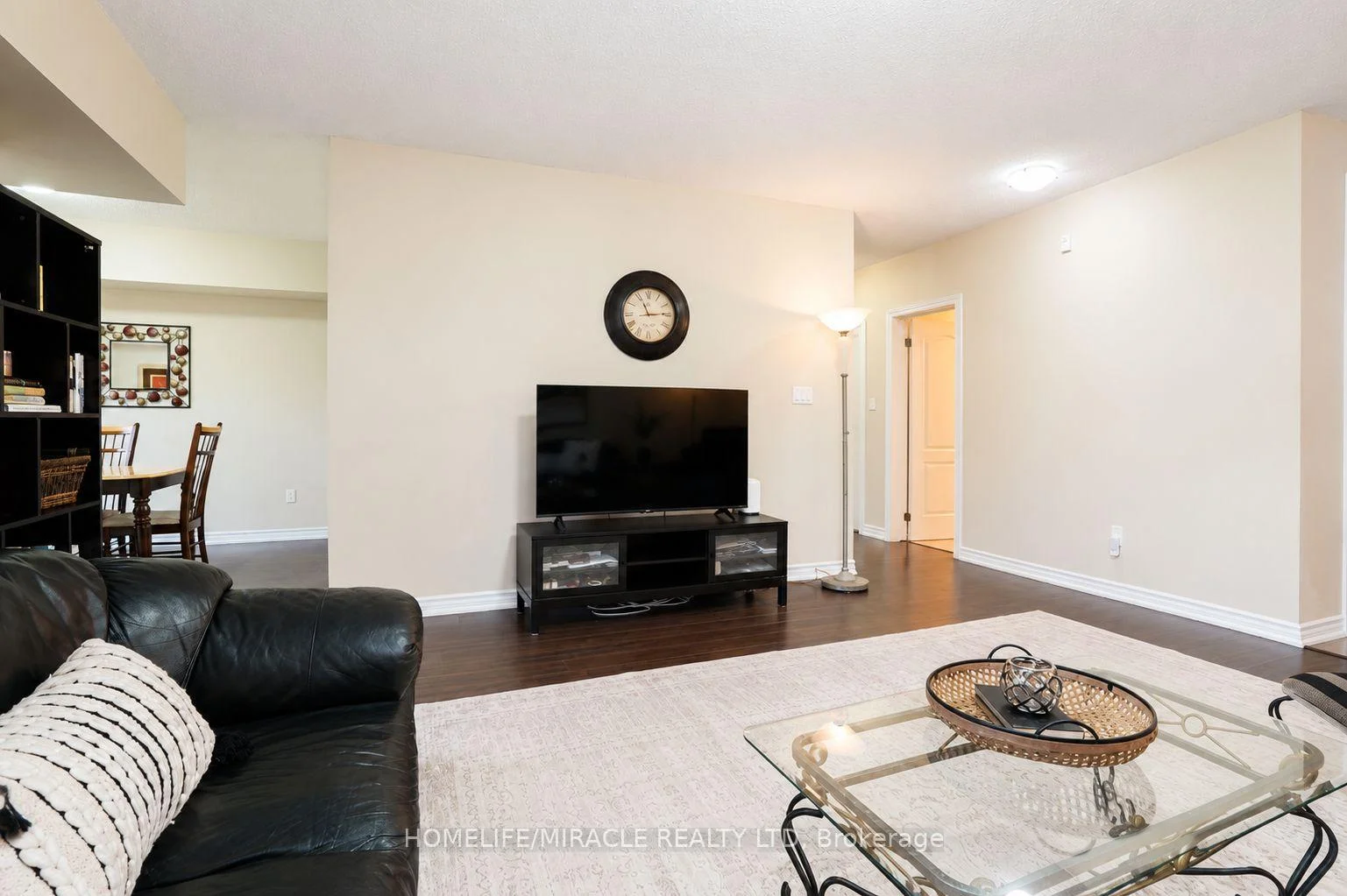 Photo 5 of Unit 312, 39 Ferndale Drive S, Barrie, Ardagh — HOMEH