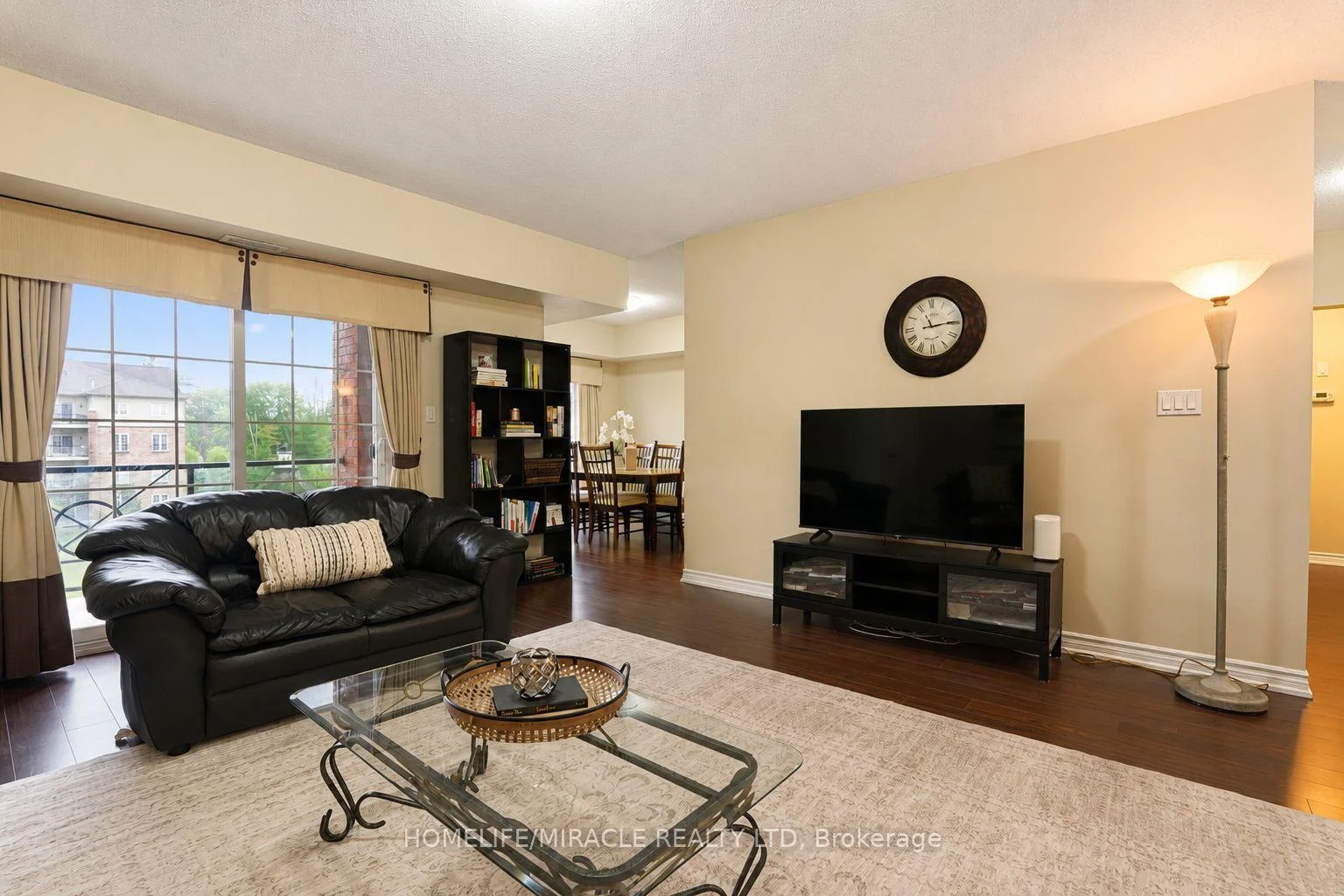 Photo 6 of Unit 312, 39 Ferndale Drive S, Barrie, Ardagh — HOMEH
