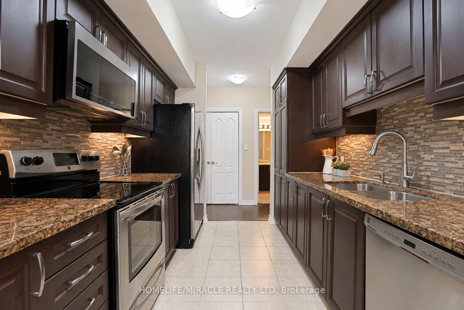 Photo 7 of Unit 312, 39 Ferndale Drive S, Barrie, Ardagh — HOMEH