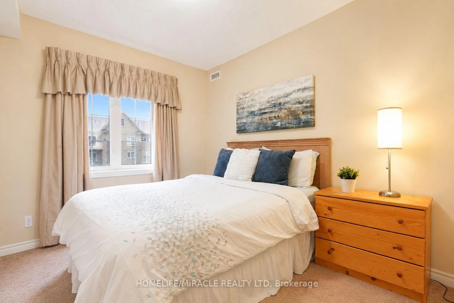 Photo 19 of Unit 312, 39 Ferndale Drive S, Barrie, Ardagh — HOMEH