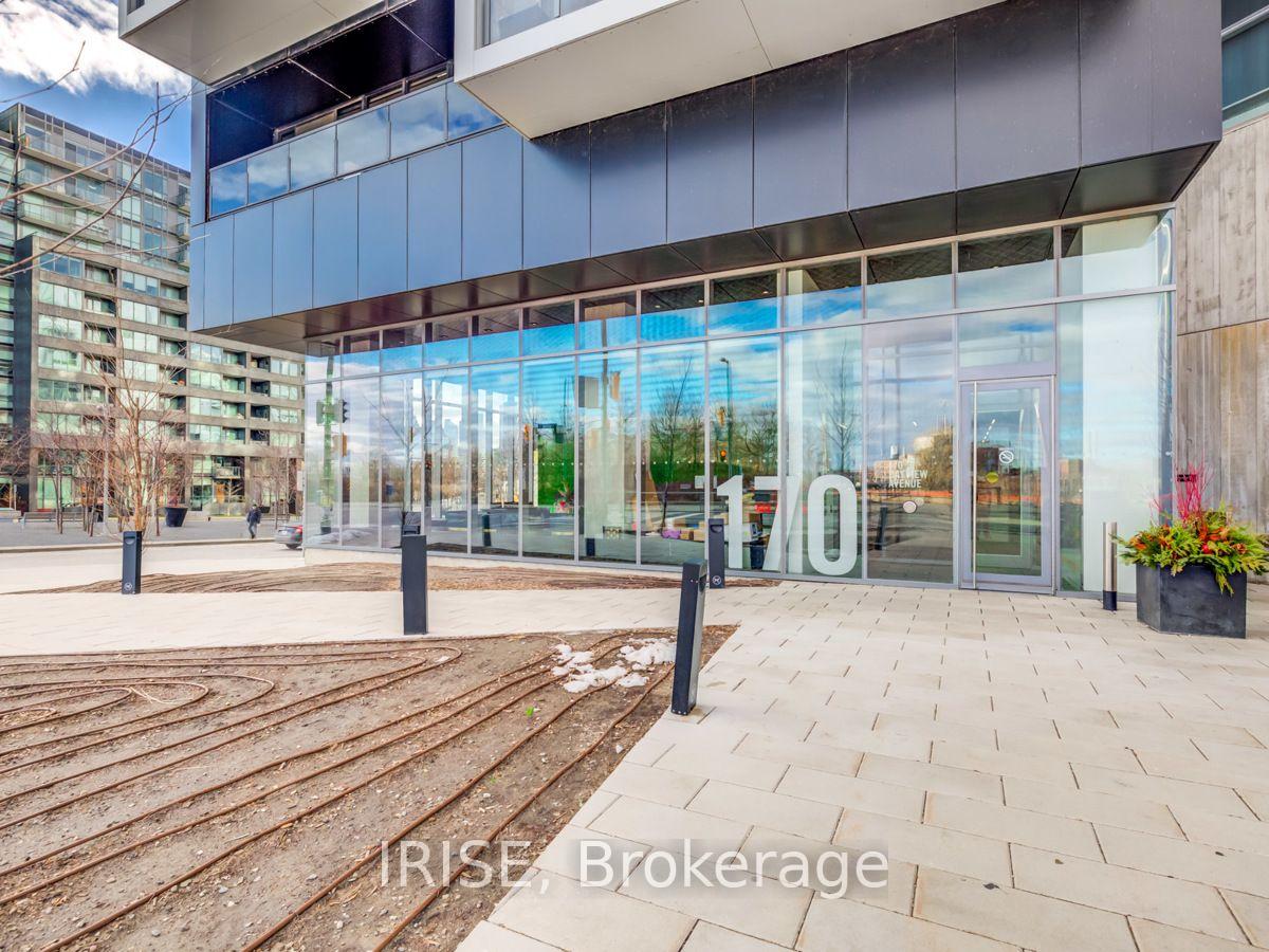Photo 2 of Unit 1404, 170 Bayview Avenue, Toronto, Waterfront Communities — HOMEH