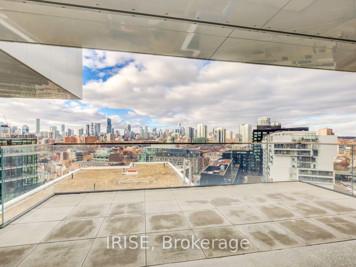 Photo 1 of Unit 1404, 170 Bayview Avenue, Toronto, Waterfront Communities — HOMEH
