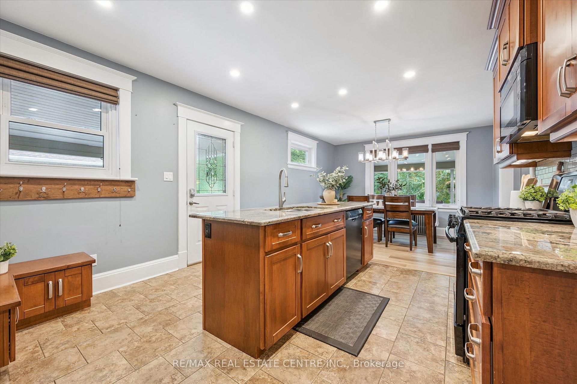 Photo 17 of 310 Kitchener Road, Cambridge, Preston North — HOMEH