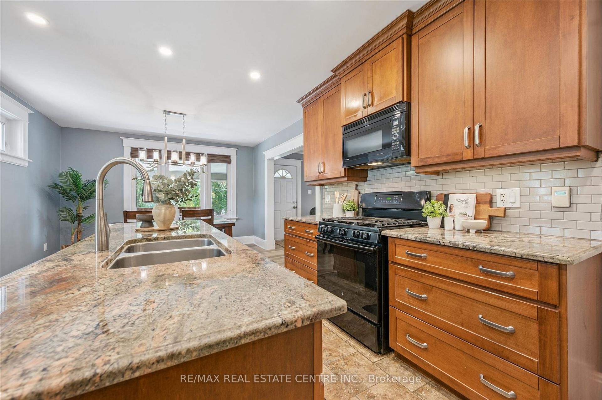 Photo 18 of 310 Kitchener Road, Cambridge, Preston North — HOMEH