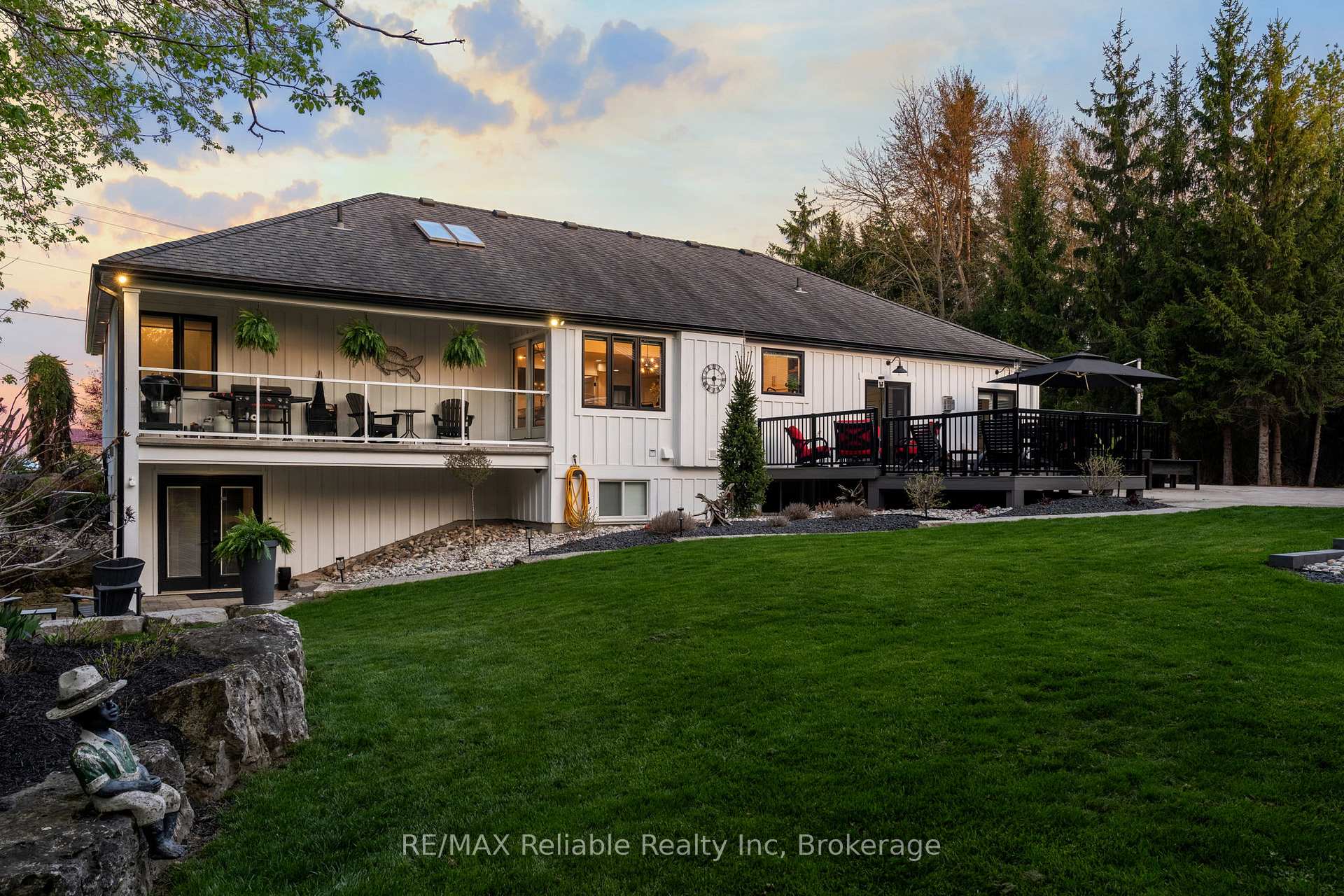 Photo 4 of 71033 Bluewater Highway, South Huron, Stephen — HOMEH