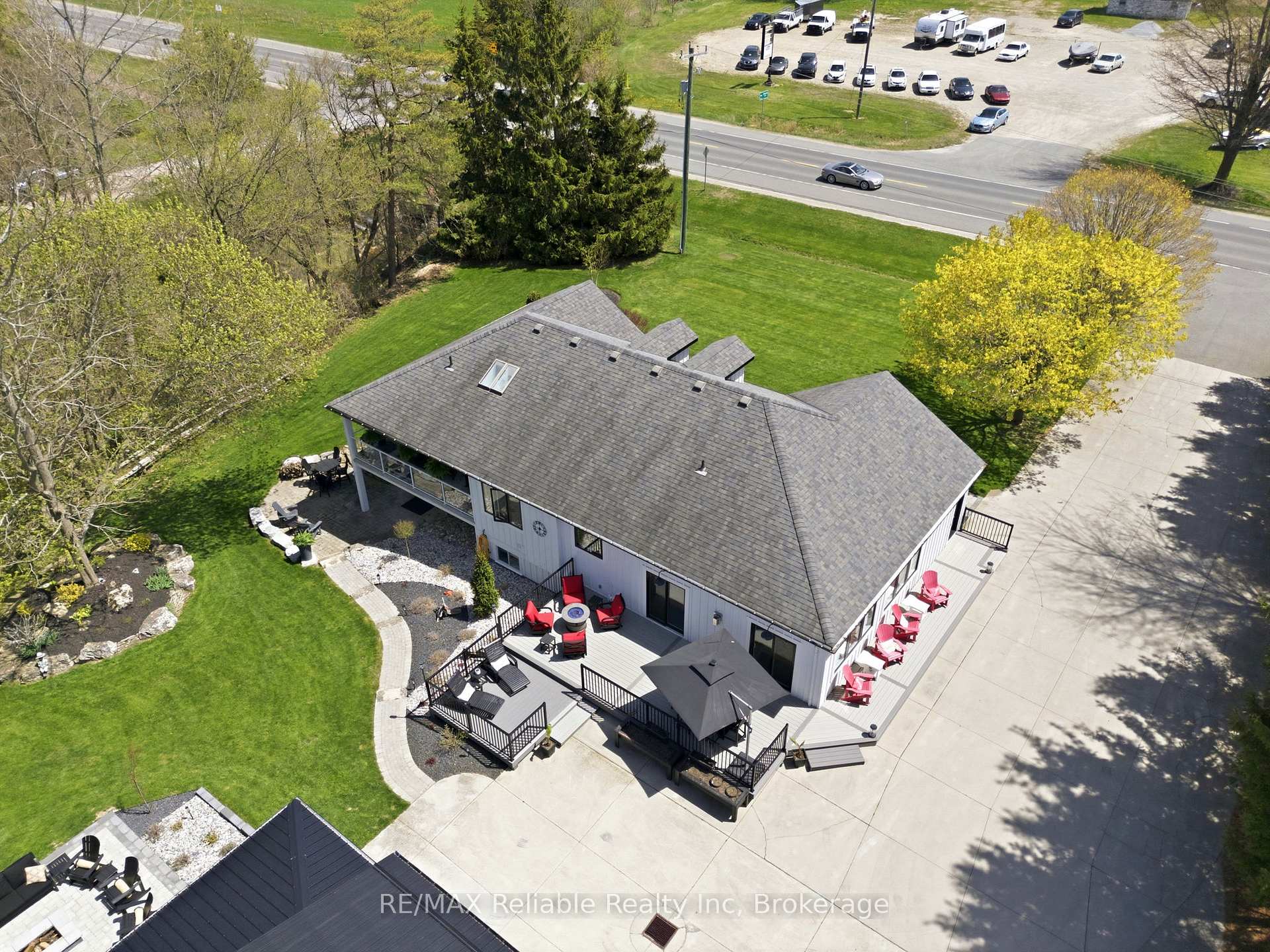 Photo 10 of 71033 Bluewater Highway, South Huron, Stephen — HOMEH