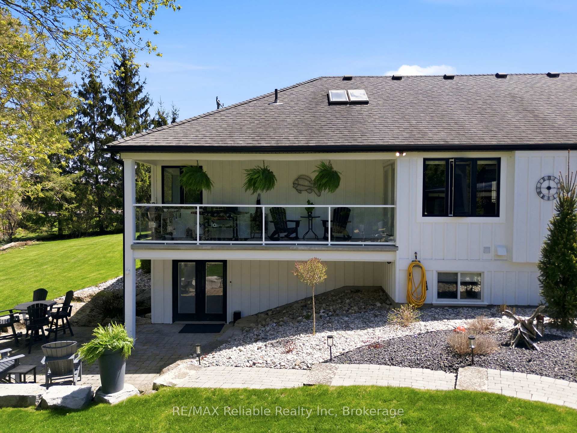 Photo 18 of 71033 Bluewater Highway, South Huron, Stephen — HOMEH