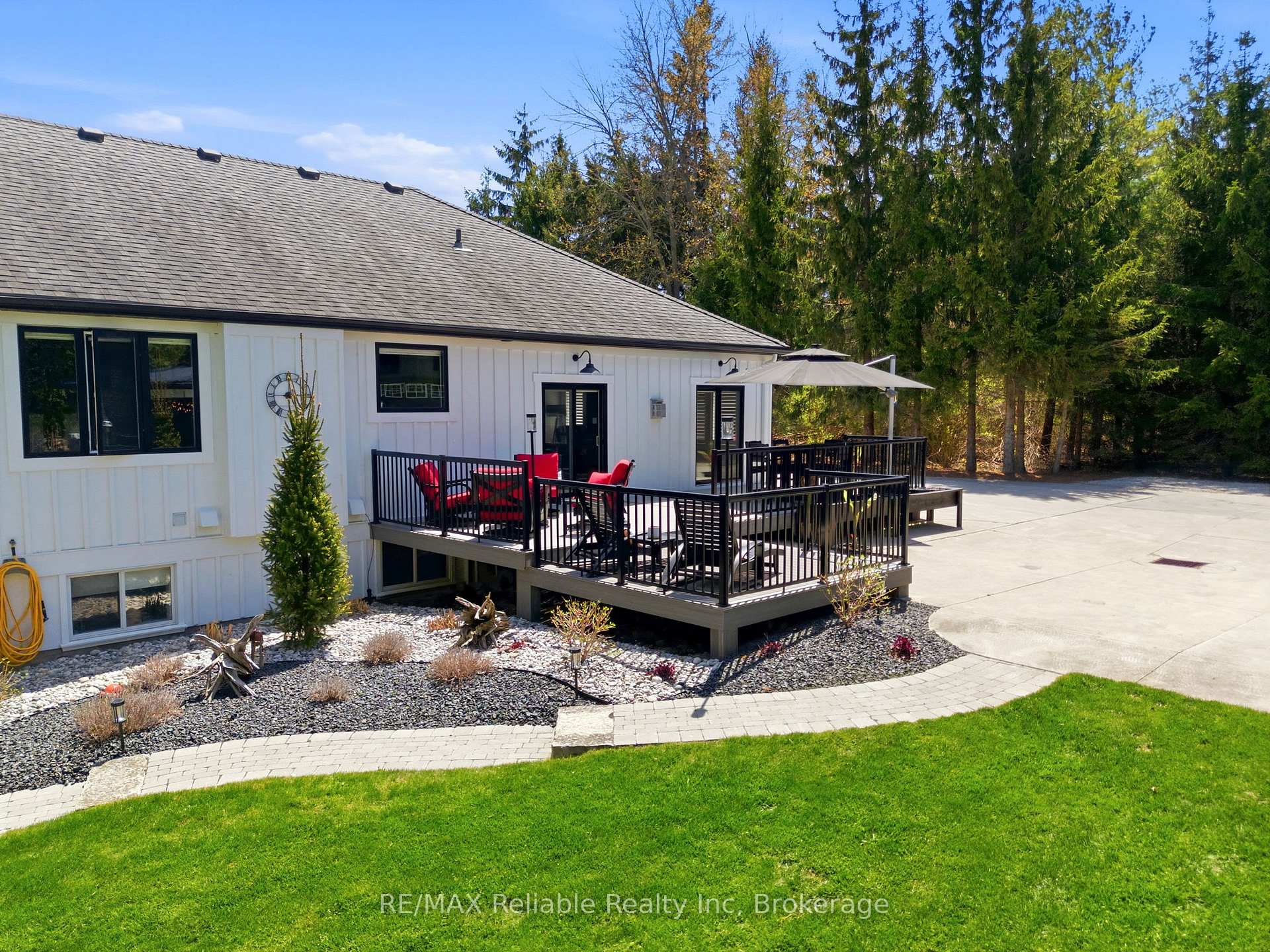 Photo 19 of 71033 Bluewater Highway, South Huron, Stephen — HOMEH