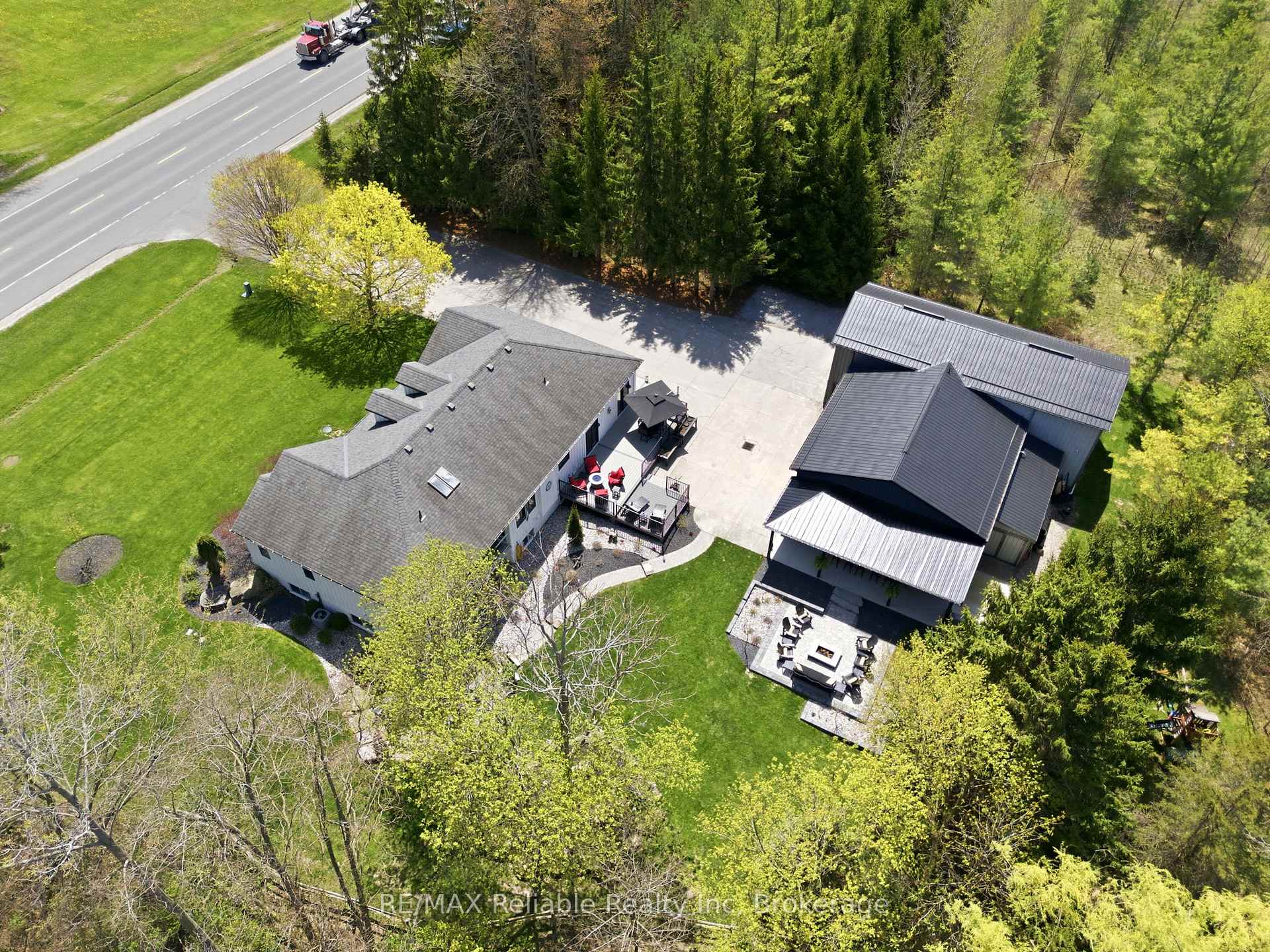 Photo 21 of 71033 Bluewater Highway, South Huron, Stephen — HOMEH