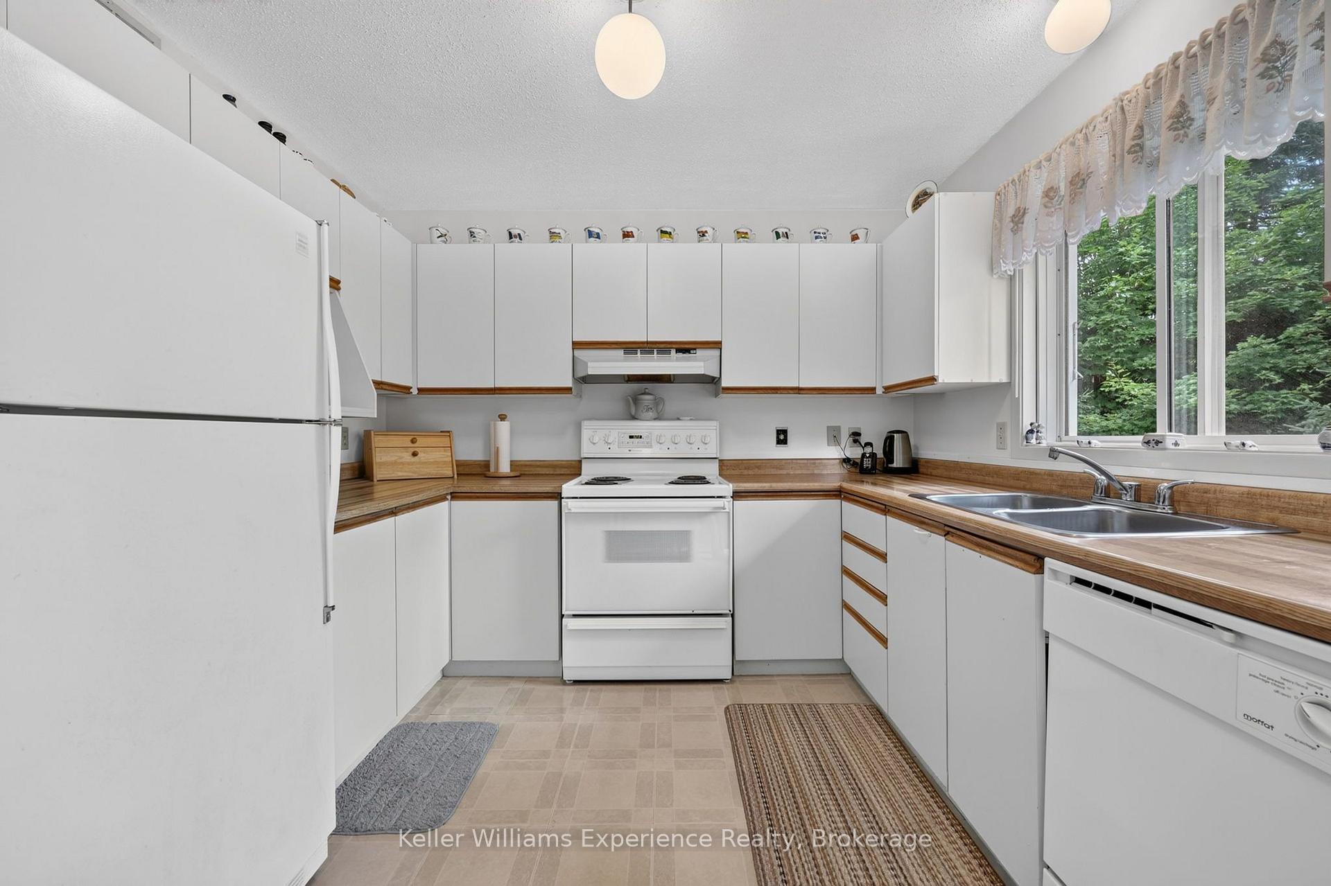 Photo 20 of 141 Meadow Heights Drive, Bracebridge, Monck (Bracebridge) — HOMEH