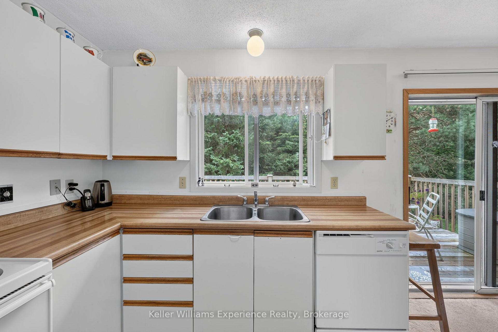 Photo 22 of 141 Meadow Heights Drive, Bracebridge, Monck (Bracebridge) — HOMEH