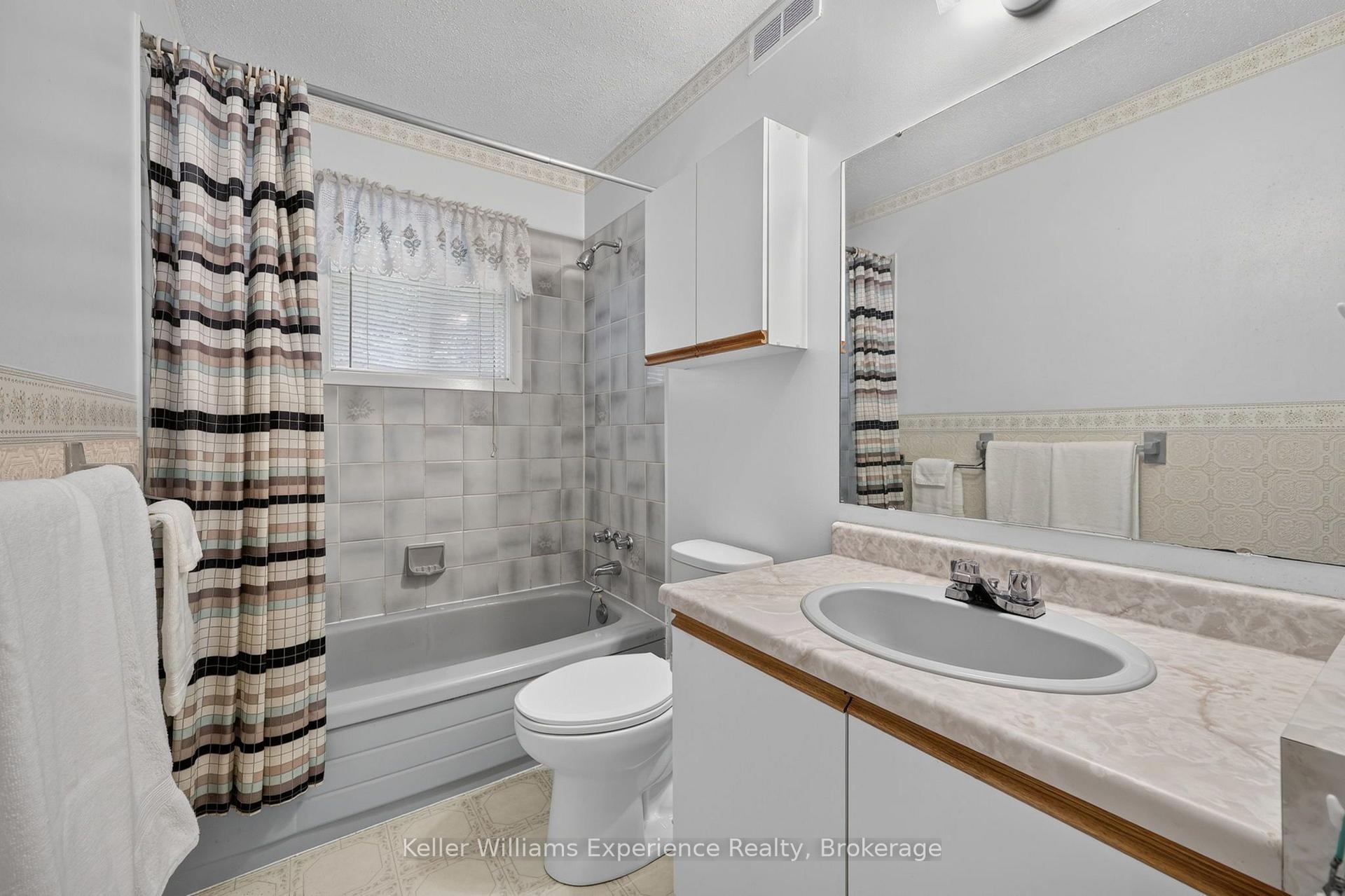 Photo 31 of 141 Meadow Heights Drive, Bracebridge, Monck (Bracebridge) — HOMEH