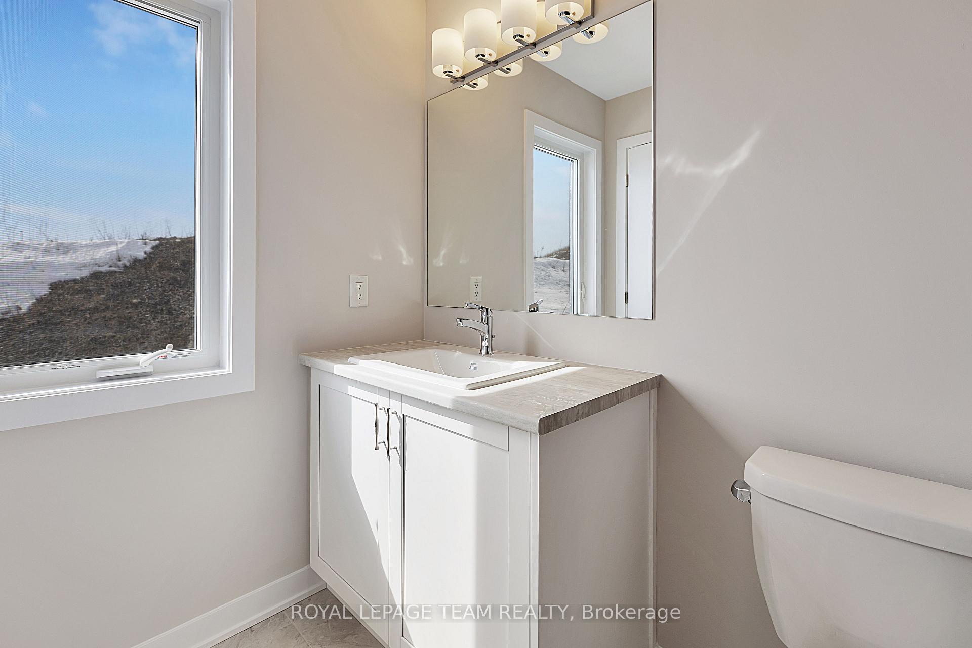 Photo 16 of 676 Expansion Road, Ottawa, Barrhaven - Half Moon Bay — HOMEH