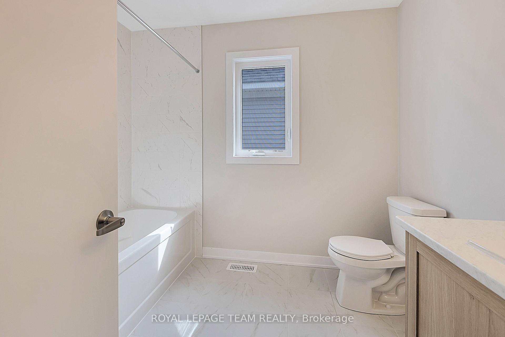 Photo 23 of 676 Expansion Road, Ottawa, Barrhaven - Half Moon Bay — HOMEH