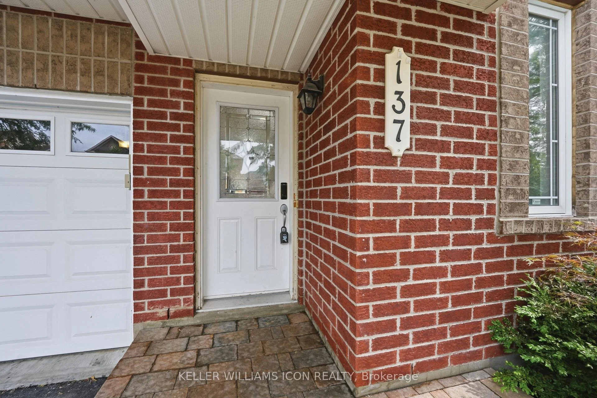 Photo 4 of 137 Harbour View Street, Ottawa, Barrhaven - Strandherd — HOMEH