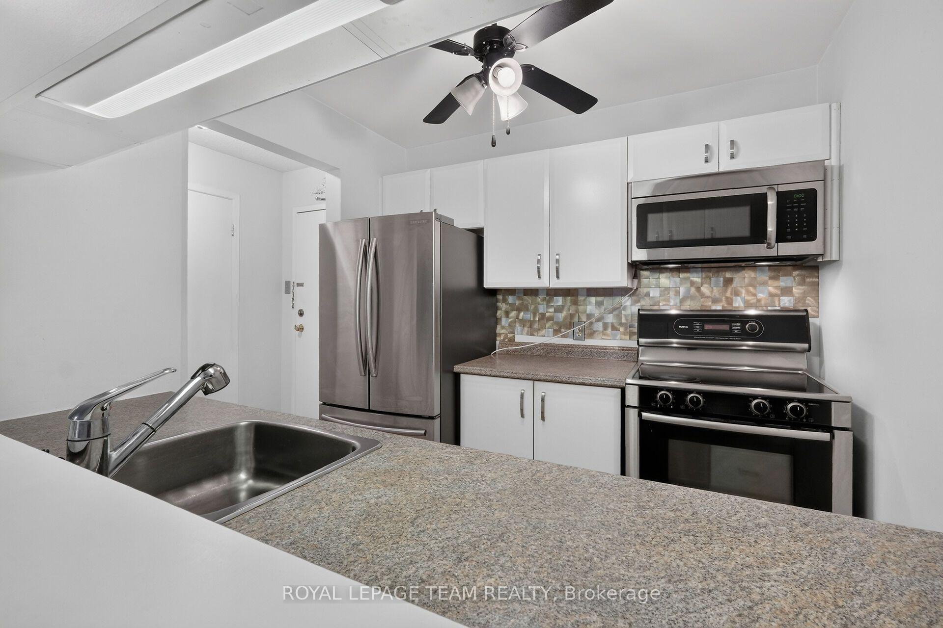 Photo 12 of Unit 214, 1099 Cadboro Road, Ottawa, Carson Grove — HOMEH