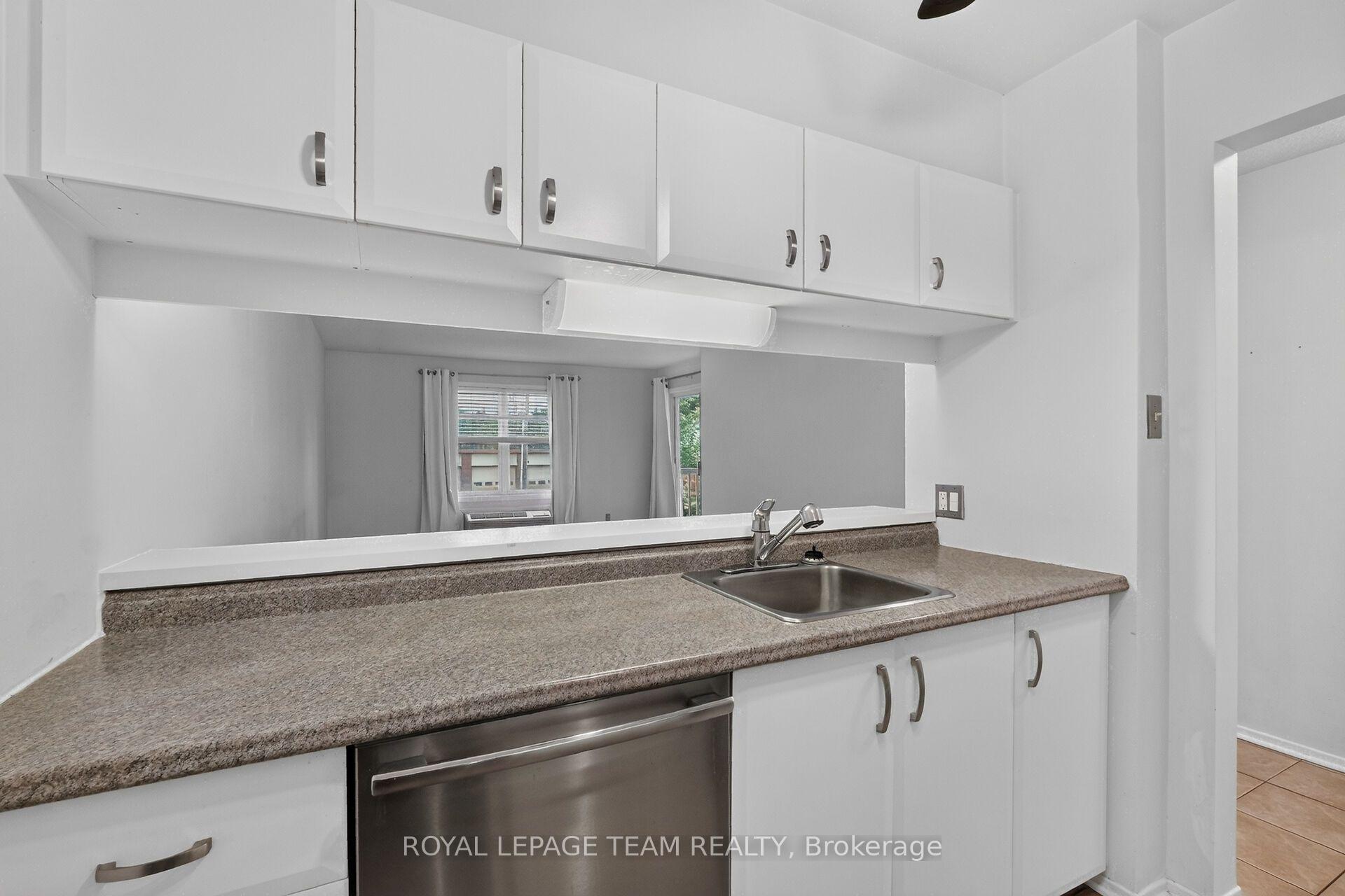Photo 13 of Unit 214, 1099 Cadboro Road, Ottawa, Carson Grove — HOMEH