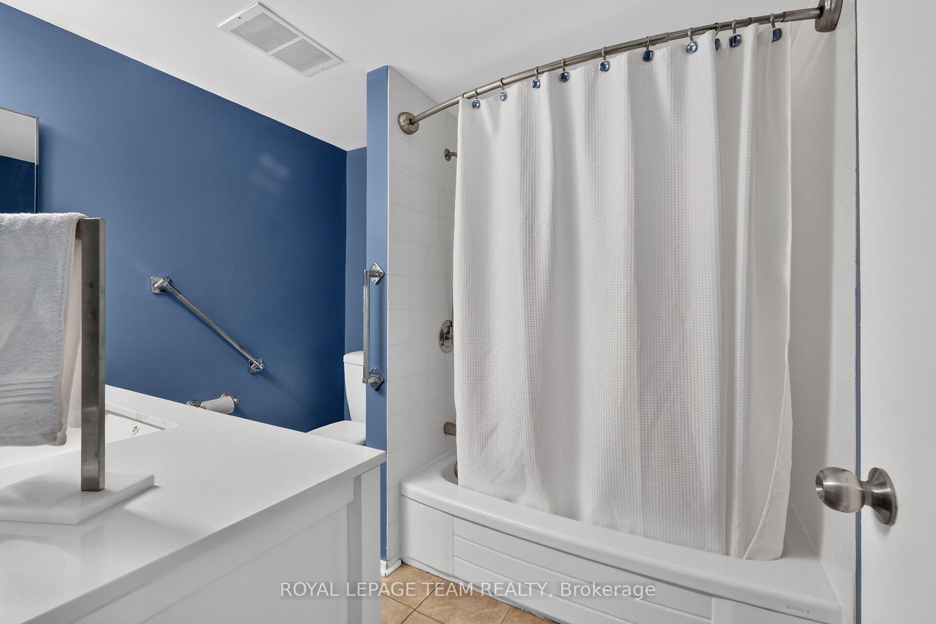 Photo 26 of Unit 214, 1099 Cadboro Road, Ottawa, Carson Grove — HOMEH
