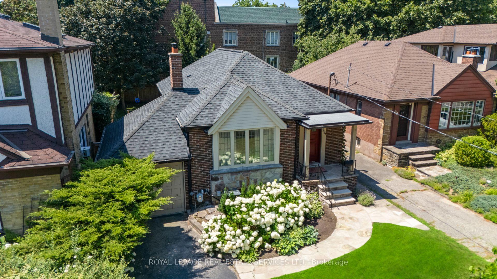 Photo 4 of 114 Humbervale Boulevard, Etobicoke, Stonegate-Queensway — HOMEH