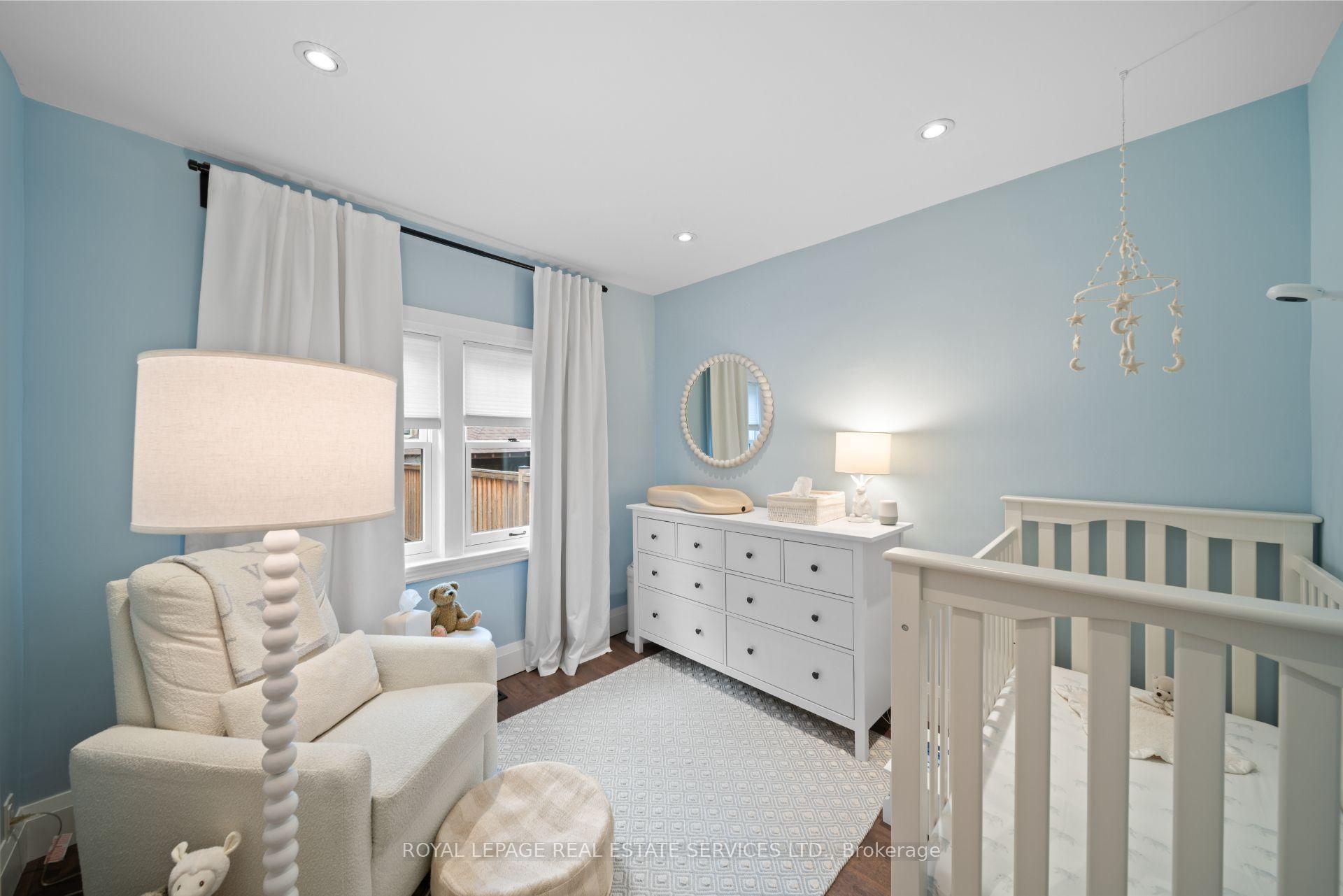 Photo 16 of 114 Humbervale Boulevard, Etobicoke, Stonegate-Queensway — HOMEH