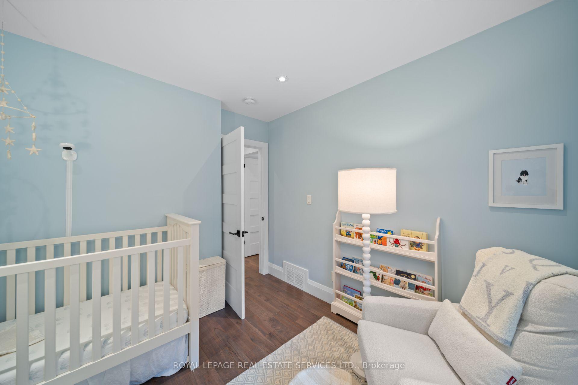 Photo 17 of 114 Humbervale Boulevard, Etobicoke, Stonegate-Queensway — HOMEH