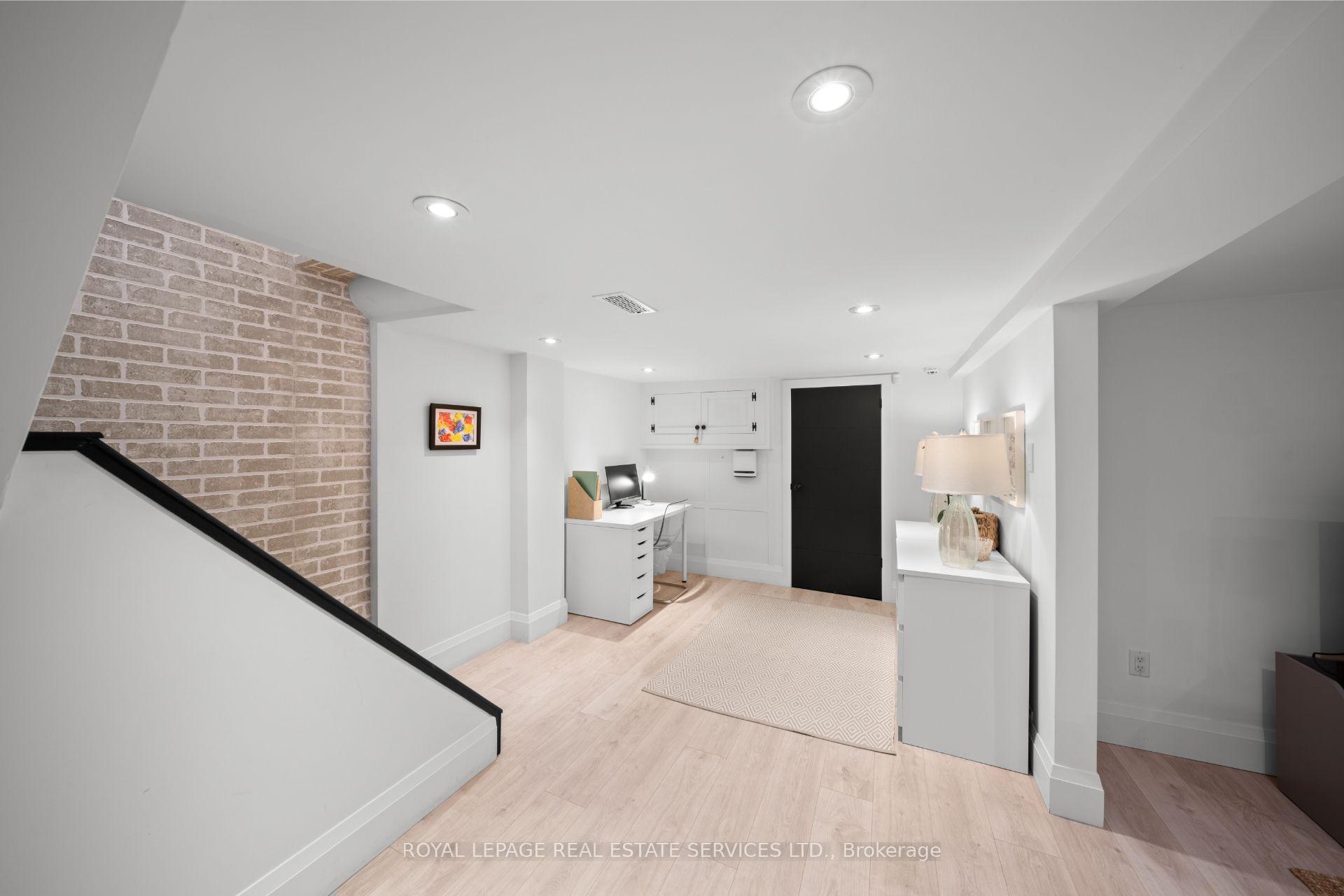 Photo 21 of 114 Humbervale Boulevard, Etobicoke, Stonegate-Queensway — HOMEH