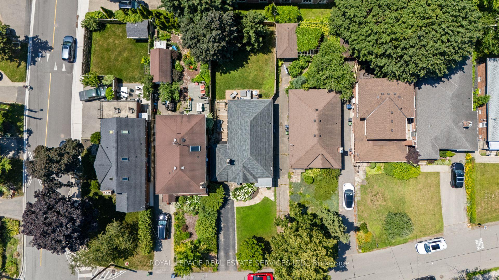 Photo 35 of 114 Humbervale Boulevard, Etobicoke, Stonegate-Queensway — HOMEH