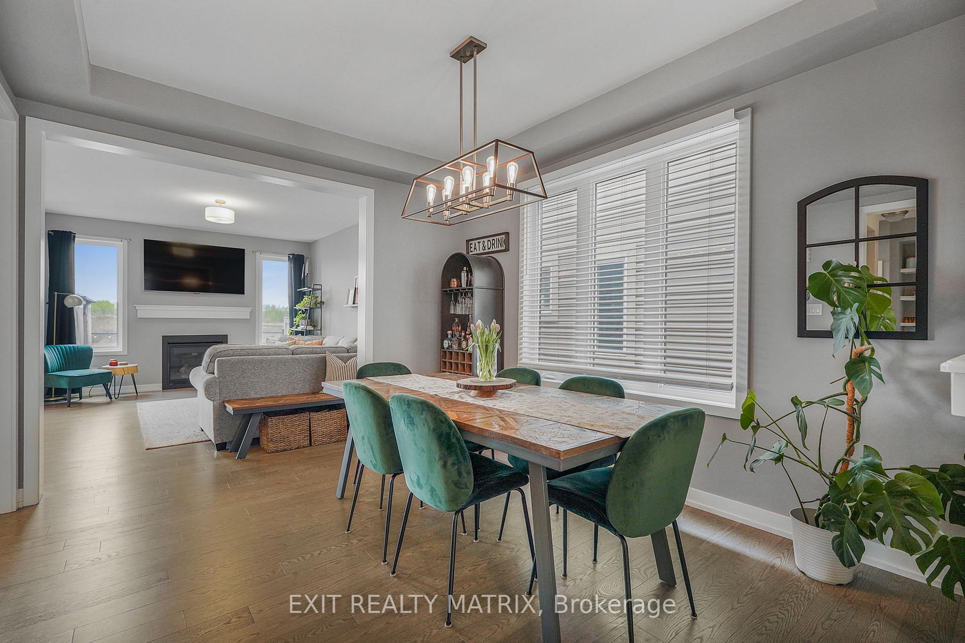 Photo 7 of 319 Sweetclover Way, Ottawa, Avalon West — HOMEH
