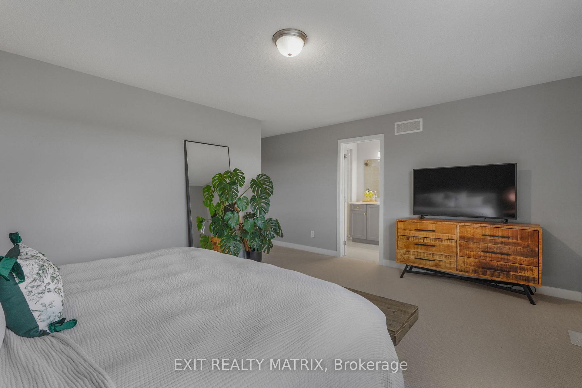 Photo 24 of 319 Sweetclover Way, Ottawa, Avalon West — HOMEH