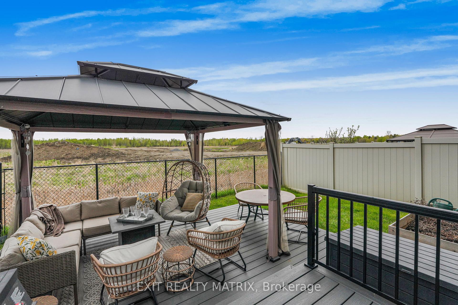 Photo 29 of 319 Sweetclover Way, Ottawa, Avalon West — HOMEH