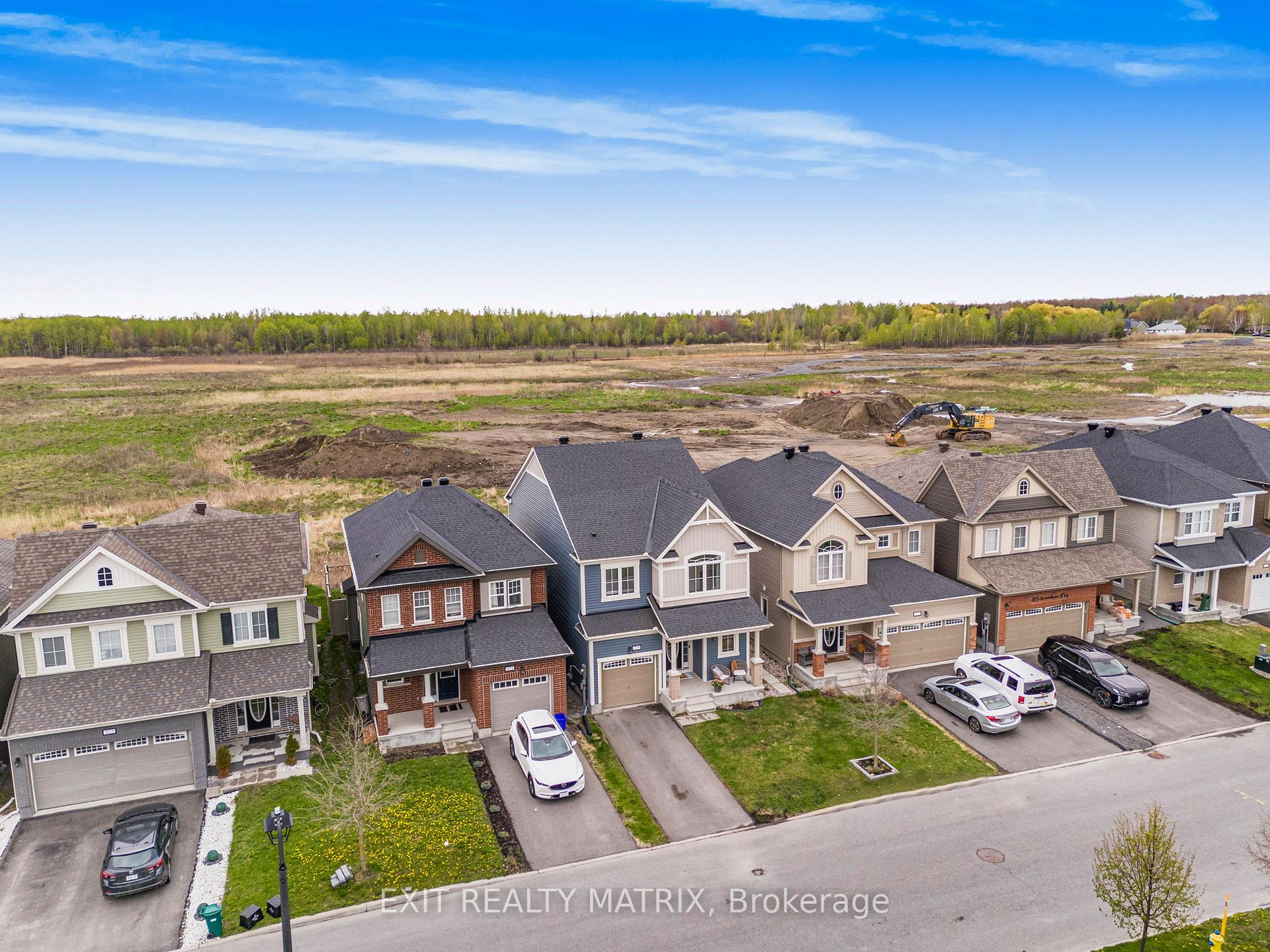 Photo 31 of 319 Sweetclover Way, Ottawa, Avalon West — HOMEH
