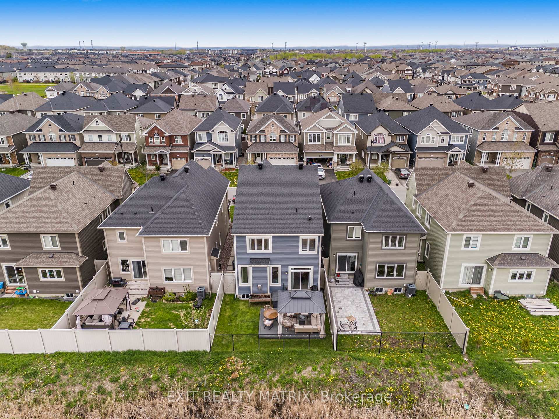 Photo 33 of 319 Sweetclover Way, Ottawa, Avalon West — HOMEH
