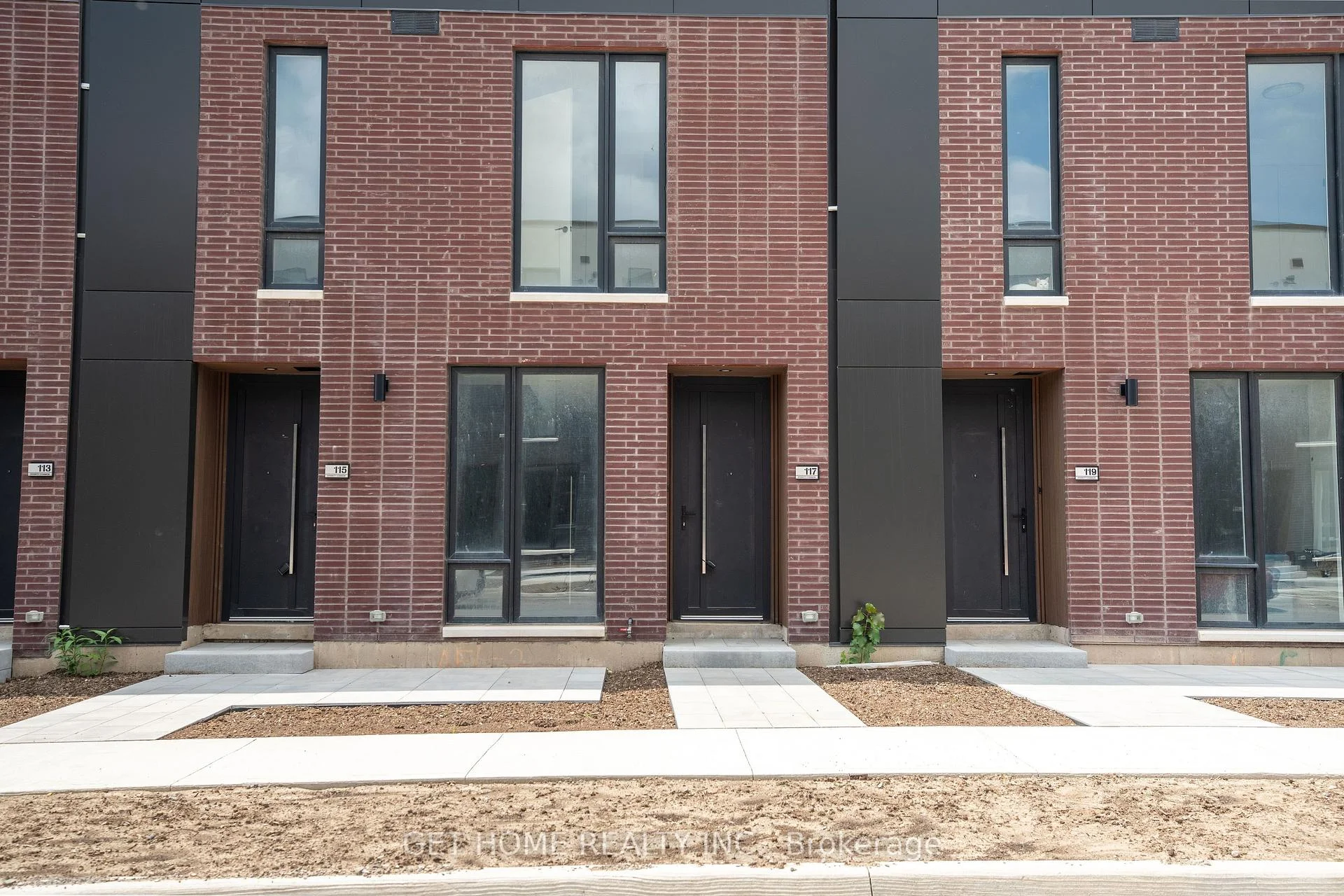 Photo 1 of 117 Everett Common, St. Catharines, Oakdale — HOMEH