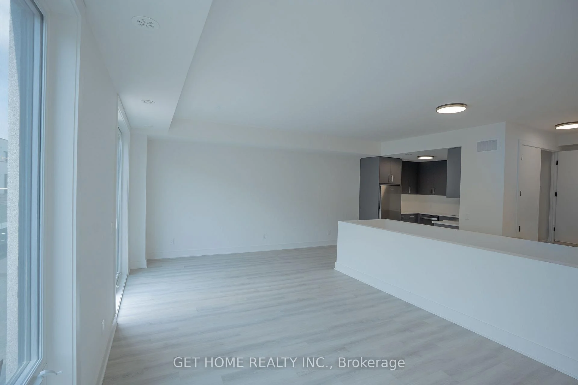 Photo 8 of 117 Everett Common, St. Catharines, Oakdale — HOMEH