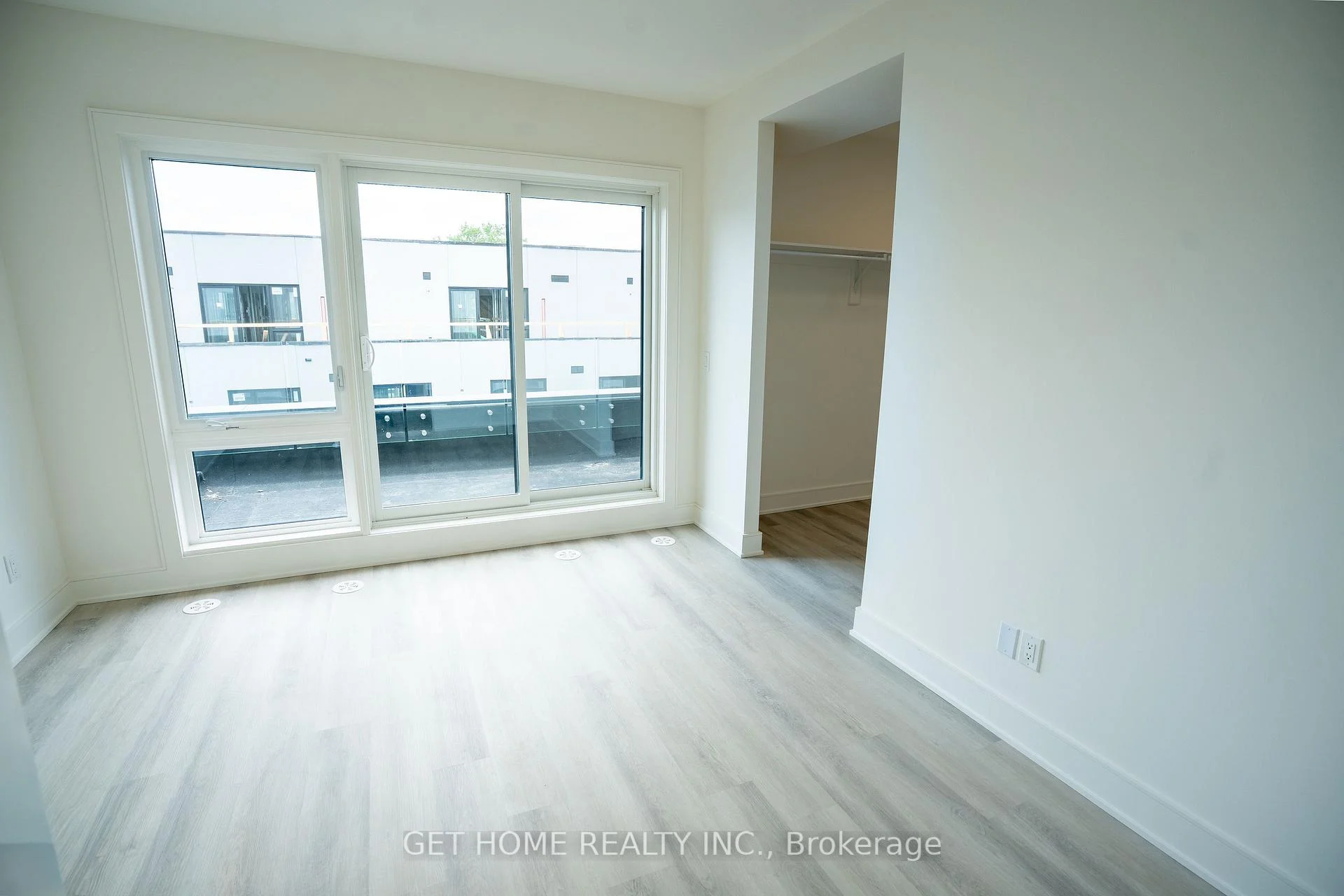 Photo 18 of 117 Everett Common, St. Catharines, Oakdale — HOMEH